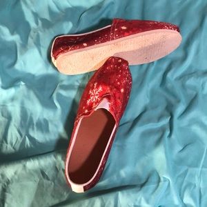 Christmas canvas slip on shoes - red with white and gold snowflakes